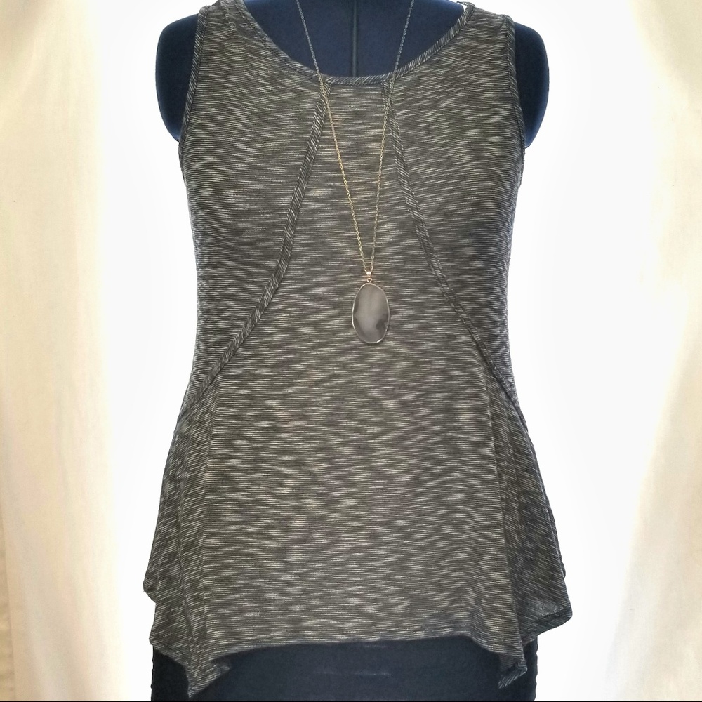 Green Envelope gray sleeveless knit tunic